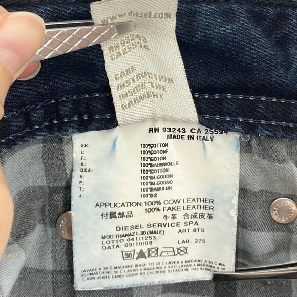 NWOT DIESEL Jeans Men 30x30 ITALY Thanaz Blue Acid Splatter Patchwork Distress - Picture 11 of 16